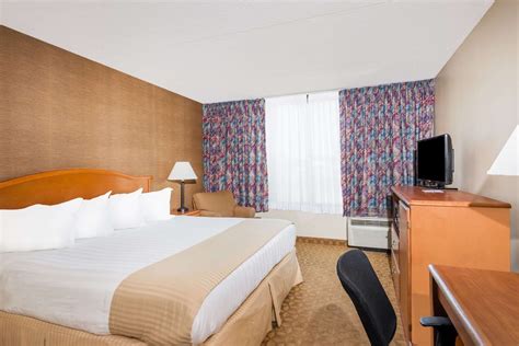ramada inn reservations online.